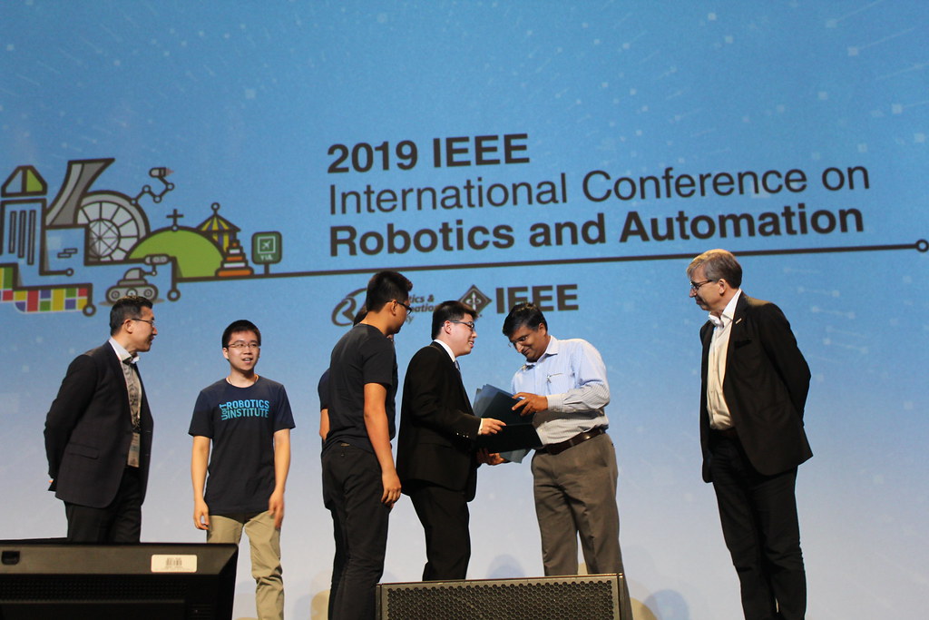 Prof. Yu Sun's team receives Best Paper Automation award at ICRA 2019 for "Robotic Orientation Control of Deformable Cells" (Changsheng Dai, Zhuoran Zhang, Yuchen Lu, Guanqiao Shan, Xian Wang, Qili Zhao, Yu Sun). Photo courtesy Xiaoyu Zhu.