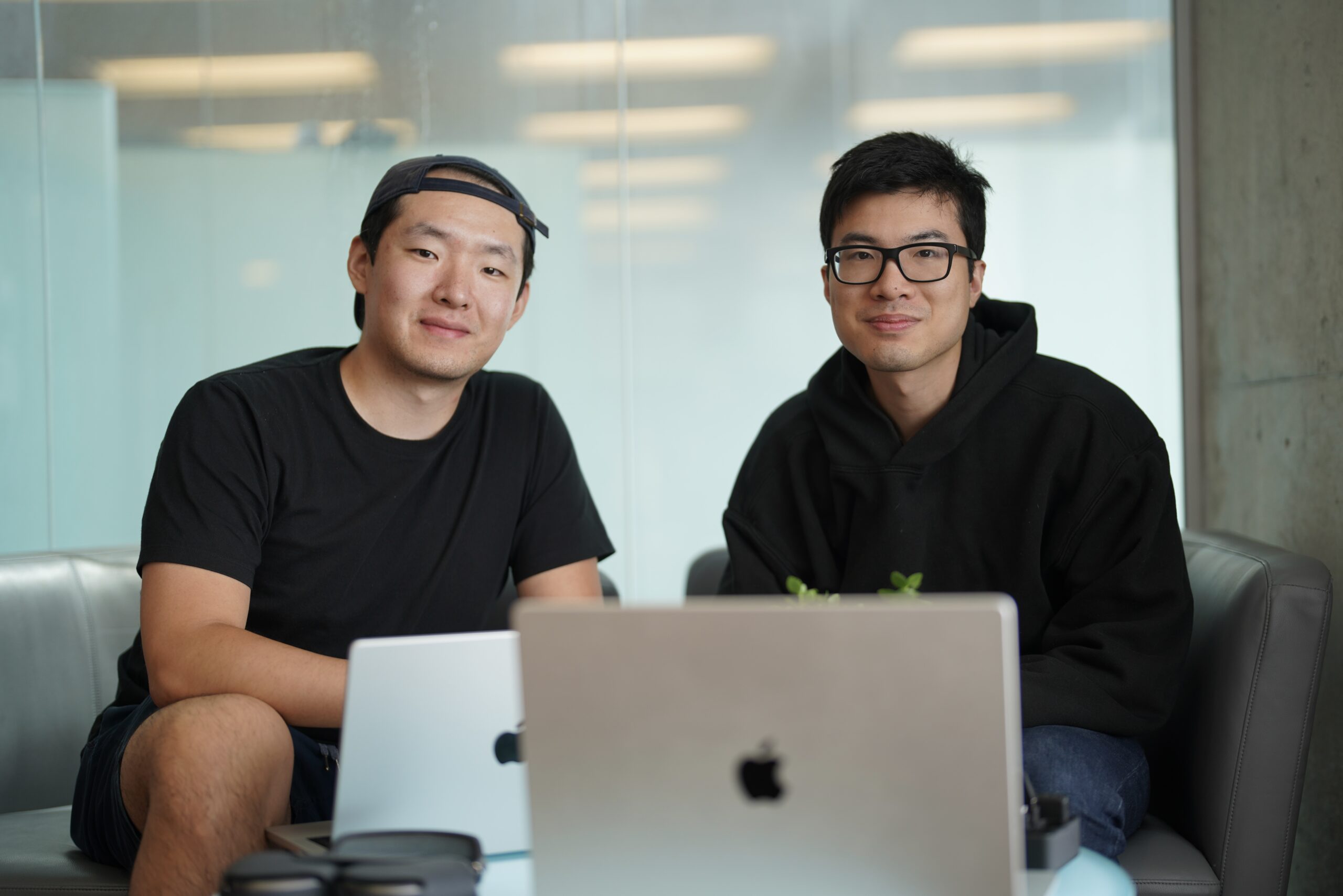 Left to right: Aaron Tan (MIE PhD 2T4) and Angus Fung (EngSci 1T9 + PEY, MIE PhD 2T4) are the founders of home-robotics startup Syncere. (Photo provided by Aaron Tan)